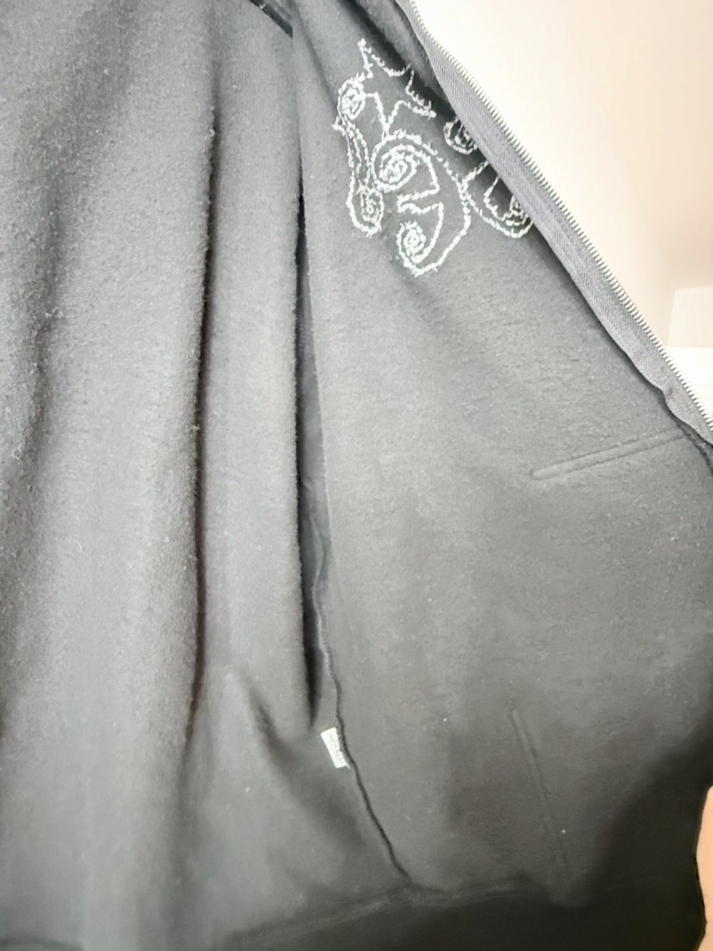 Halsey Tour Hoodie Black Oversized Zip Up Size Women's XL Embroidered (Y) - Picture 5 of 12